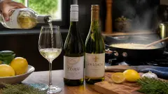 Cuisiner au vin blanc : les 3 bouteilles à toujours avoir